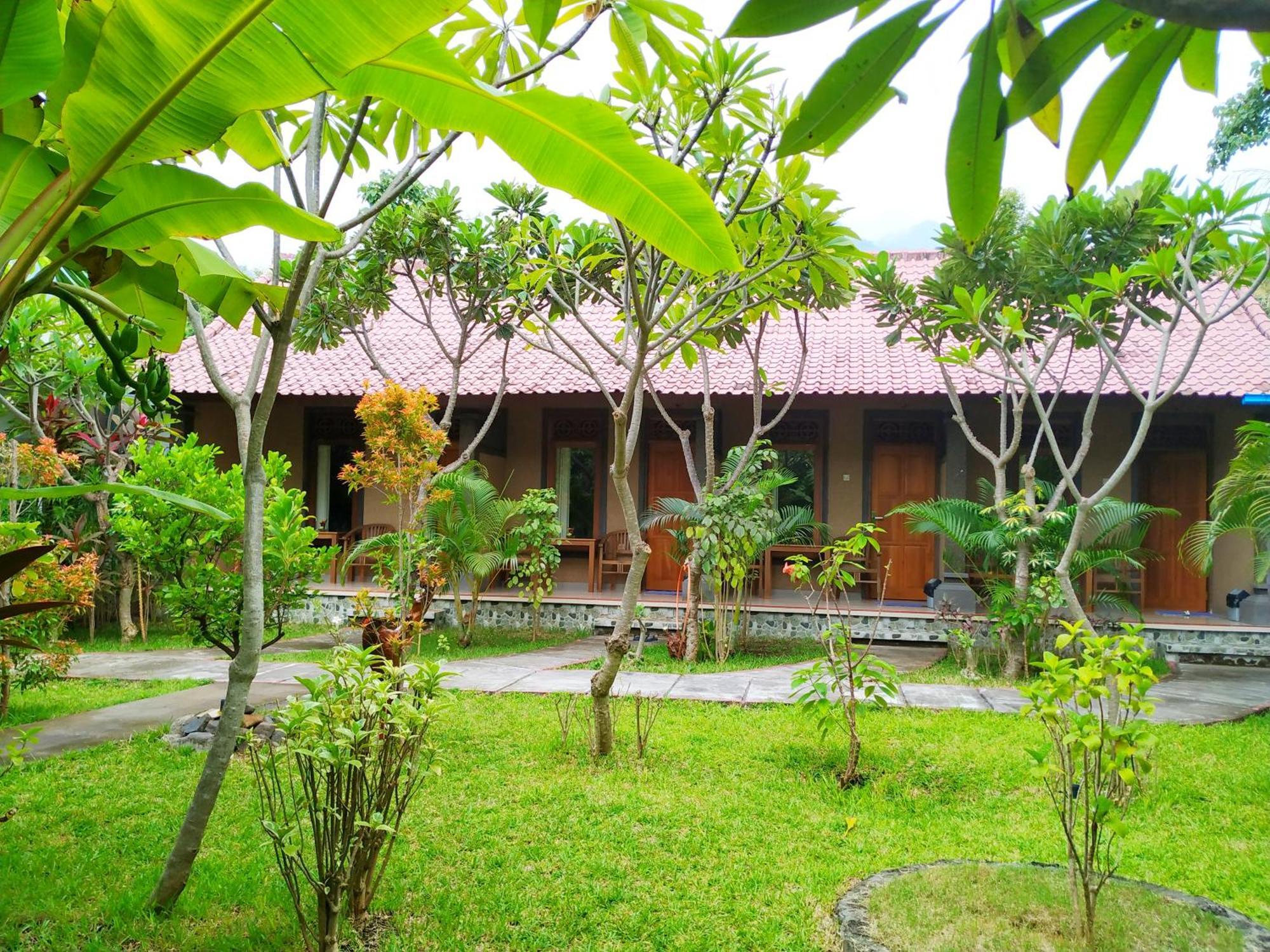 Asih Homestay 페무테란 외부 사진